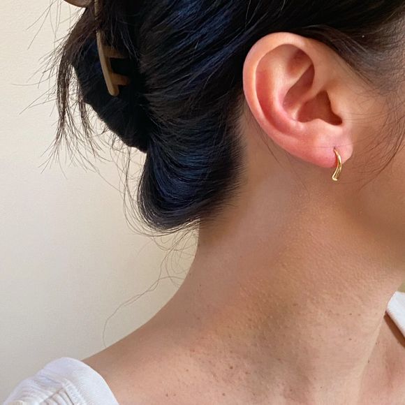 18K Thick Gold Plated Teardrop Hoops Earrings - Picture 2 of 8